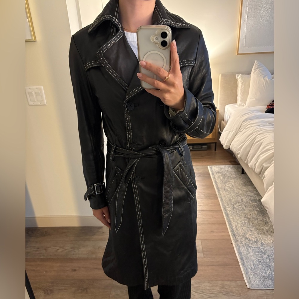 Tahari genuine leather vintage trench coat